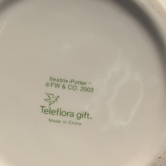 Peter Rabbit White Ceramic Jar - Picture 3 of 8